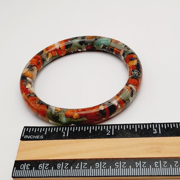 Vintage Transparent Resin Bangle Bracelet Filled With Rock Chips - Picture 9 of 10